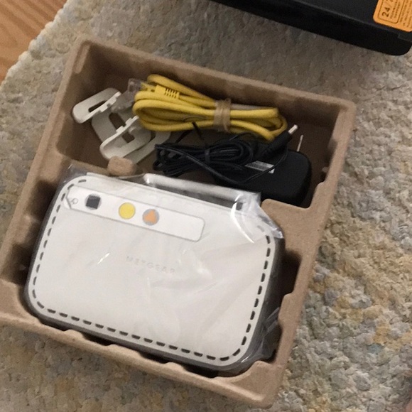 Netgear wireless G router - Picture 5 of 6